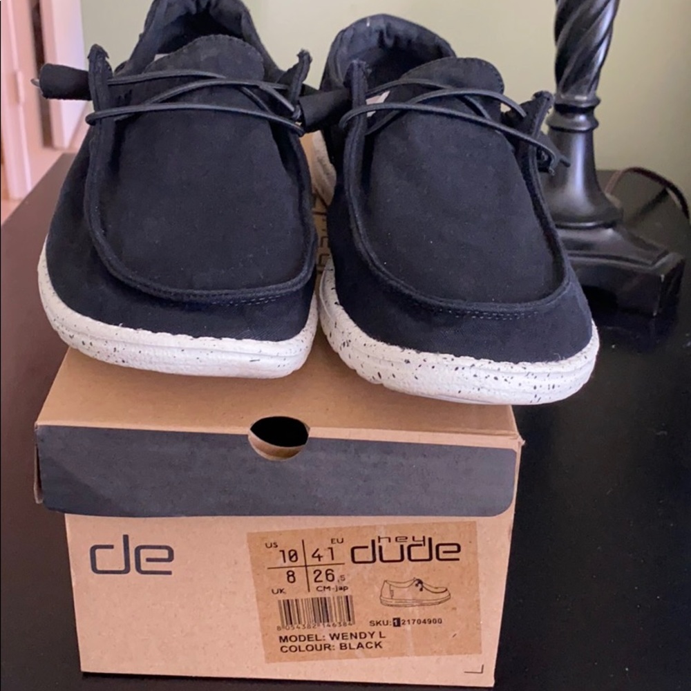 Women’s Hey Dude Wendy L slip on shoes